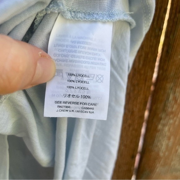 J CREW Women’s Pale Blue Lyocell Round Neck Lightweight Short Sleeve Size Small - Picture 6 of 11